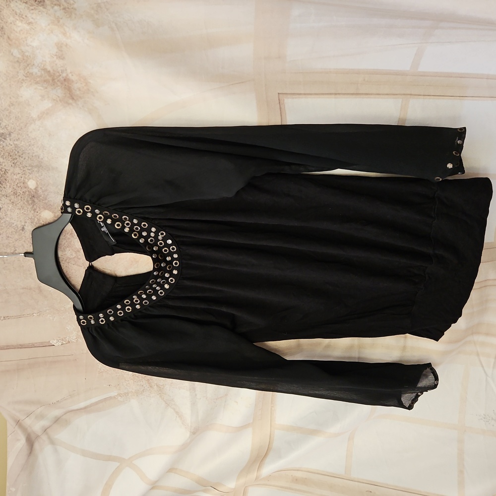 Black shear stone shirt sz S